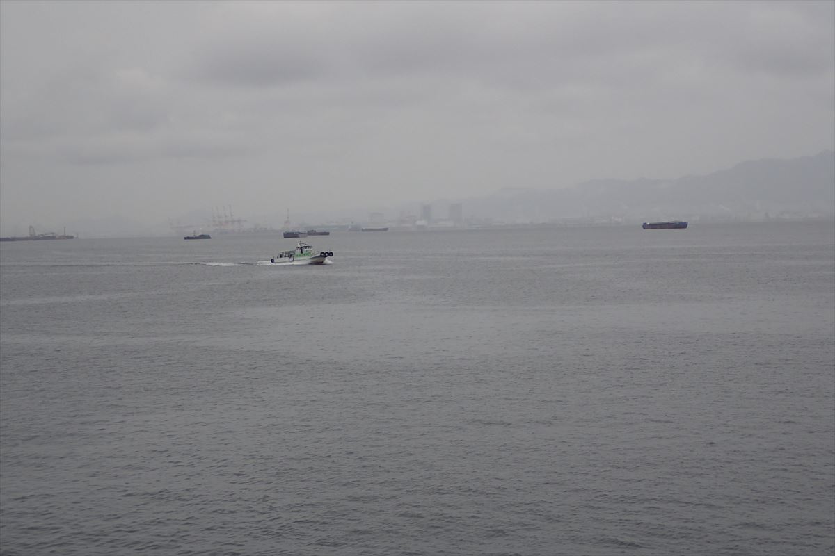 早朝から武庫川渡船は多かった